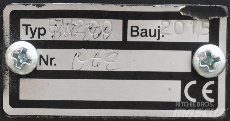 Gruma BW200 Altri attacchi e componenti