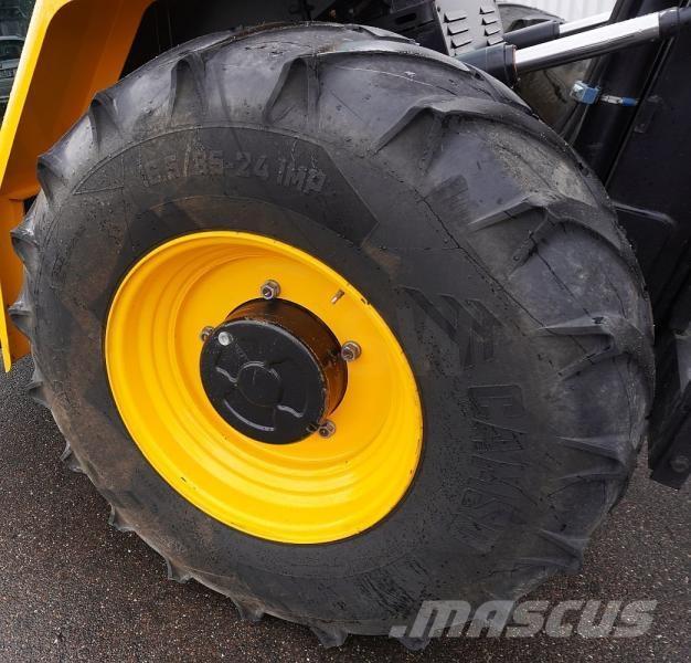 JCB 940-4 Elevatore per esterni