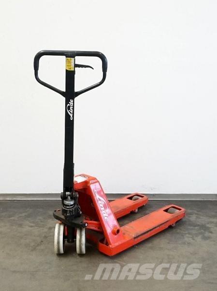 Linde HPT M 15 Transpallet elettrici a timone