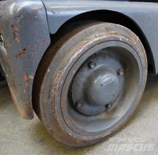 Toyota 6FBRE12 Carrello retrattile