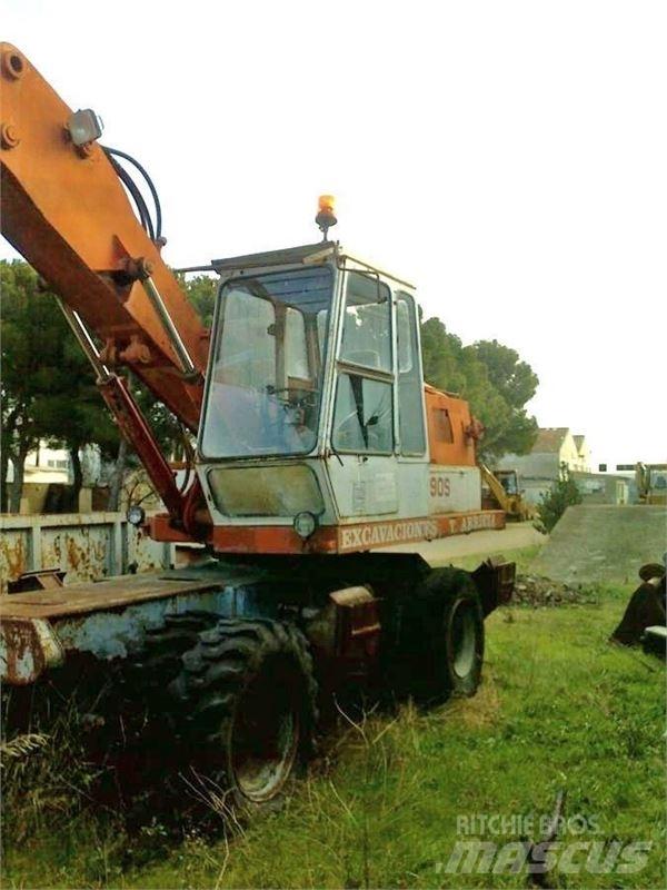 GURIA  90 Escavatori gommati