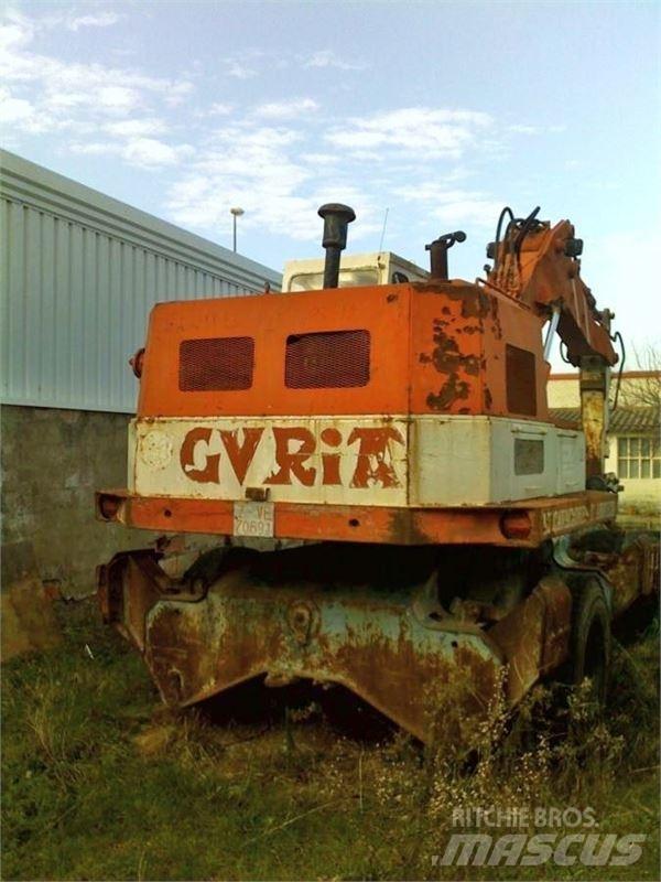  GURIA  90 Escavatori gommati
