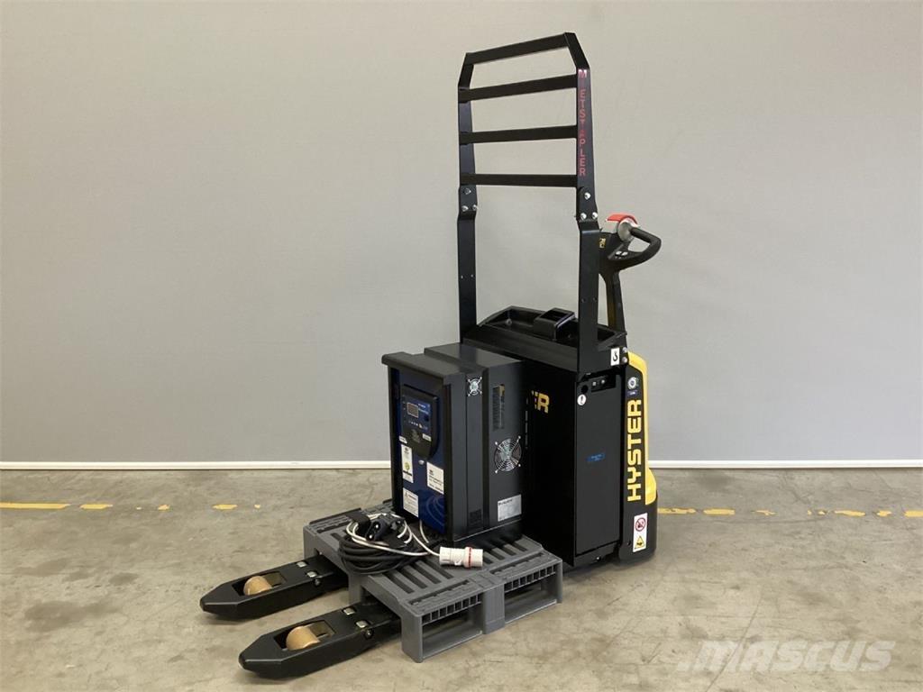 Hyster P2.0 Transpallet uomo a terra