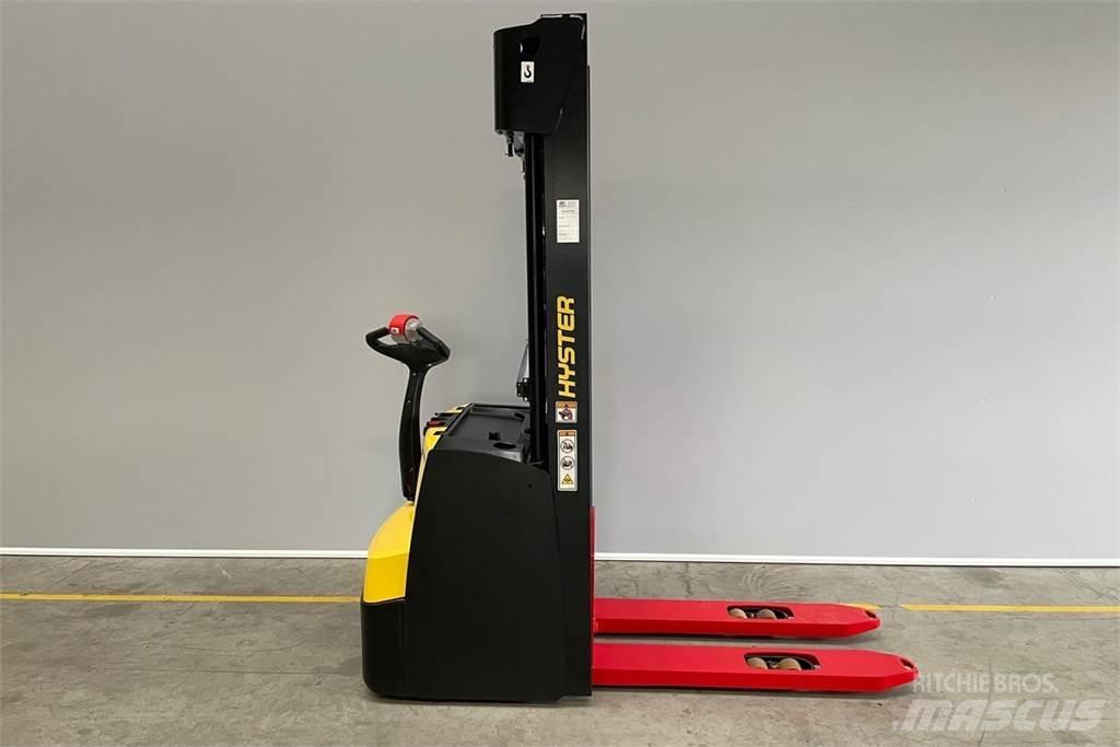 Hyster S1.6 Transpallet uomo a terra