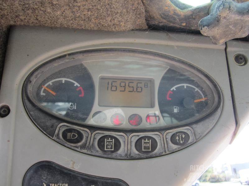 Bobcat S130 Mini pale