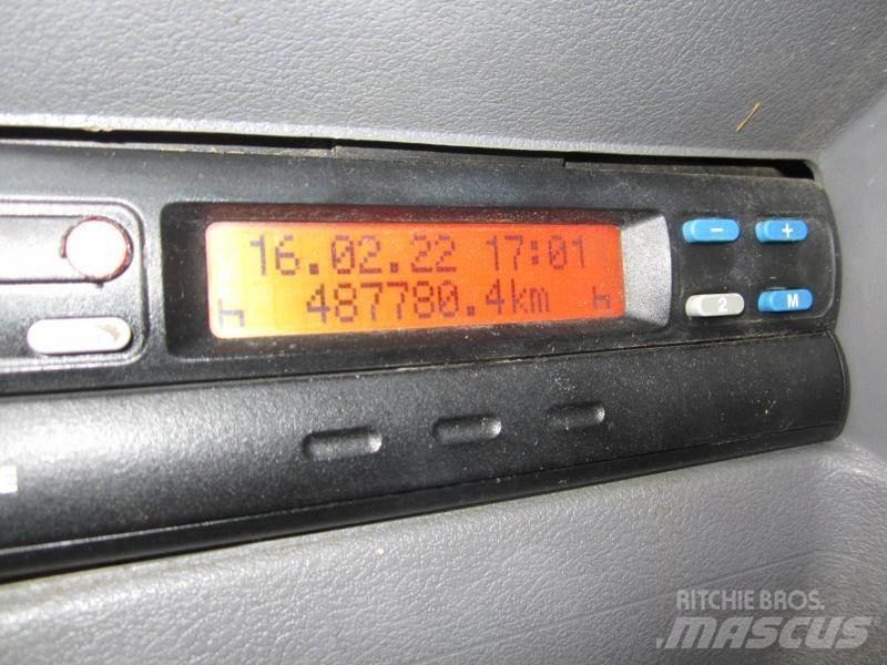 DAF LF 220 Camion per trasporto animali