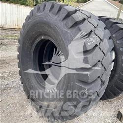 BKT 24.00X35 Pneumatici, ruote e cerchioni