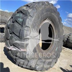 BKT 35/65R33 Pneumatici, ruote e cerchioni
