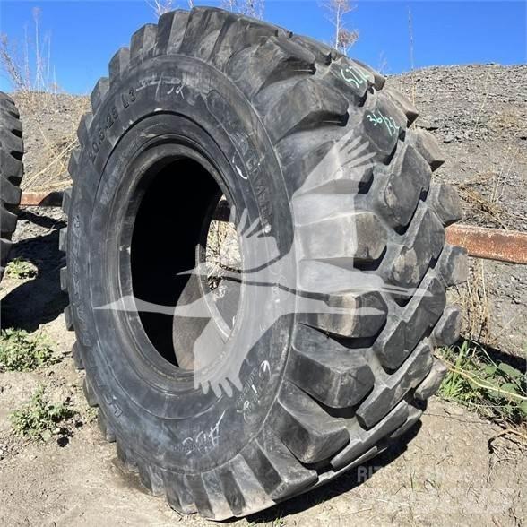  CAMSO 20.5X25 Pneumatici, ruote e cerchioni