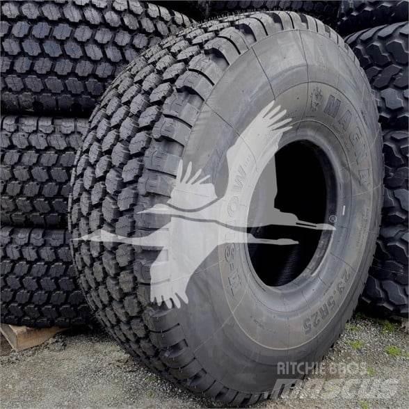  MAGNA 23.5R25 Pneumatici, ruote e cerchioni