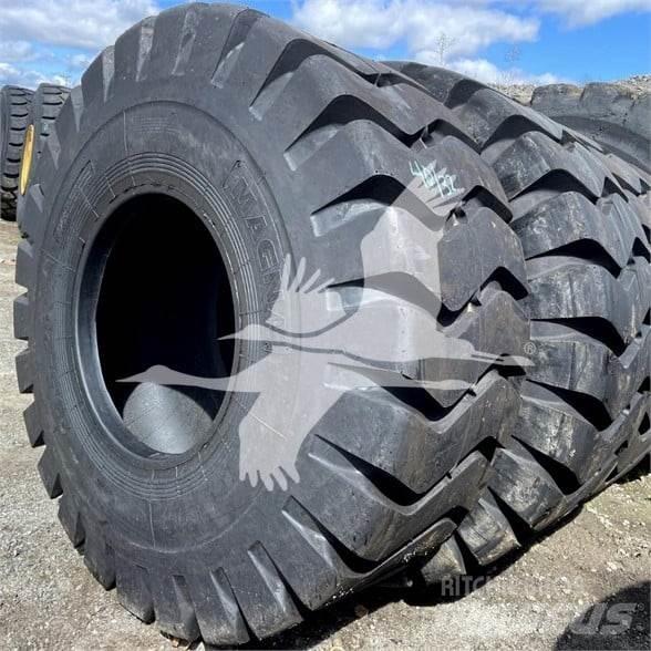  MAGNA 23.5X25 Pneumatici, ruote e cerchioni