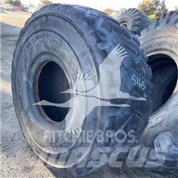  MAXAM 26.5R25 Pneumatici, ruote e cerchioni