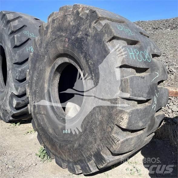  TIRON 29.5X25 Pneumatici, ruote e cerchioni