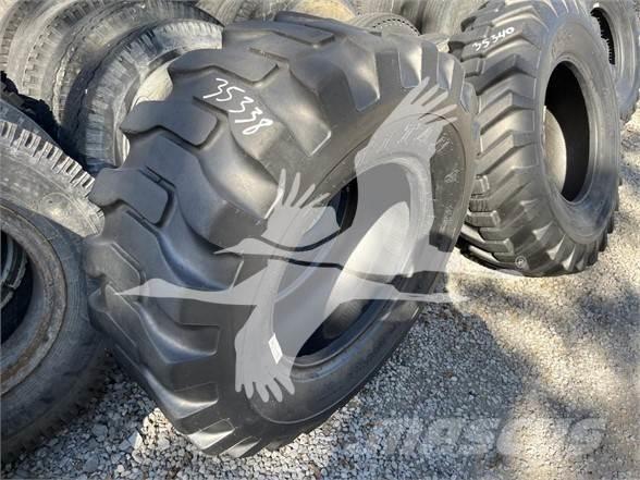 Titan 17.5x25 Pneumatici, ruote e cerchioni
