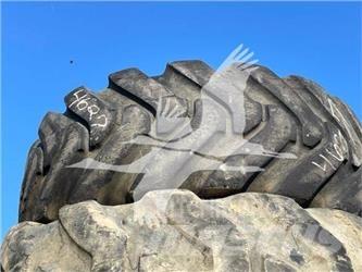 Titan 20.5x25 Pneumatici, ruote e cerchioni