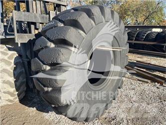 Titan 26.5x25 Pneumatici, ruote e cerchioni