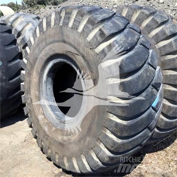Titan 29.5x25 Pneumatici, ruote e cerchioni