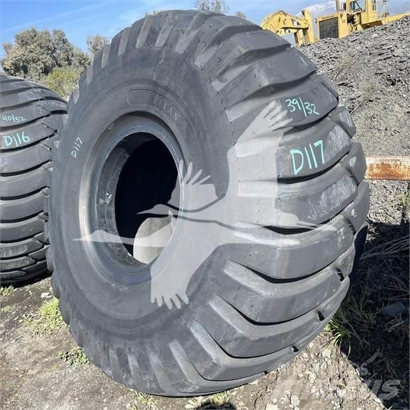 Titan 29.5x25 Pneumatici, ruote e cerchioni