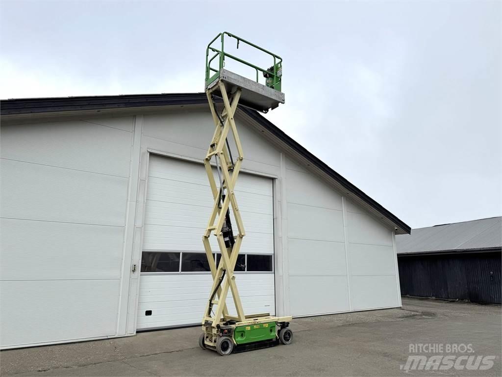 JLG 1930es Piattaforme cingolate, Piattaforme a ragno e Montacarichi