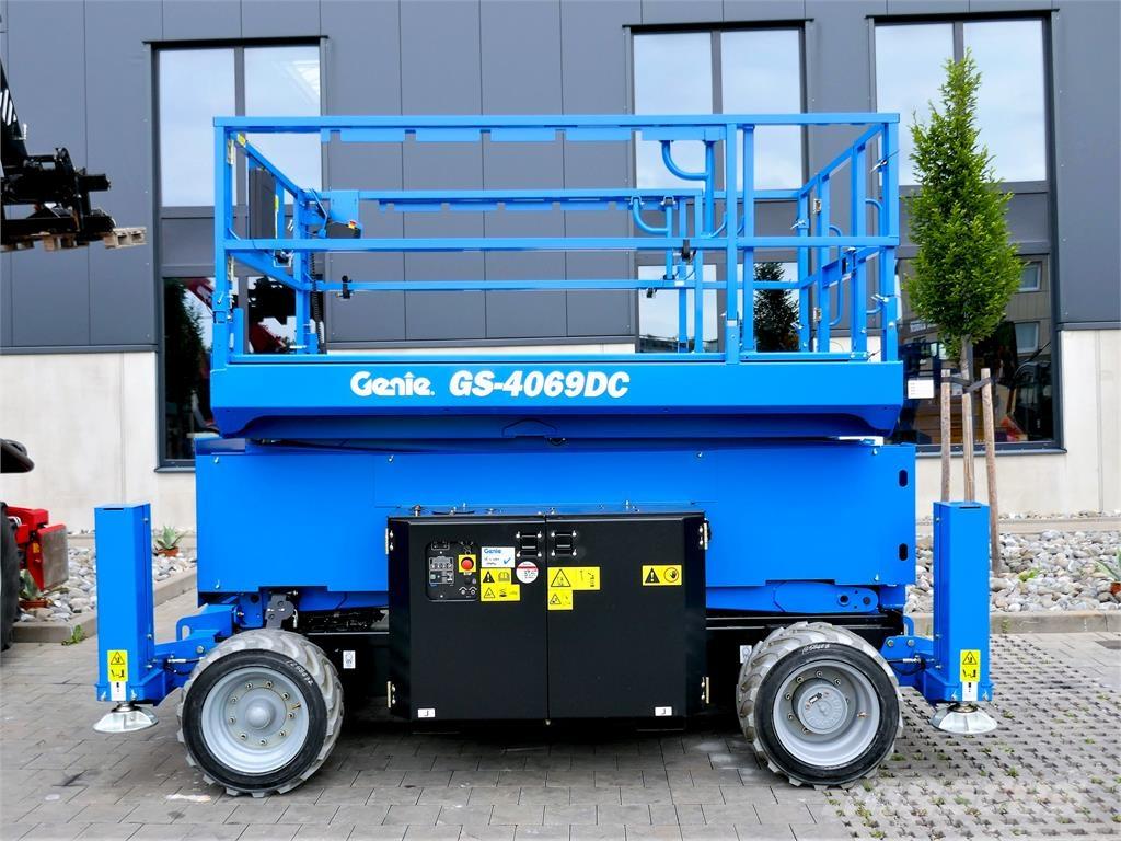Genie GS 4069 DC Piattaforme a pantografo