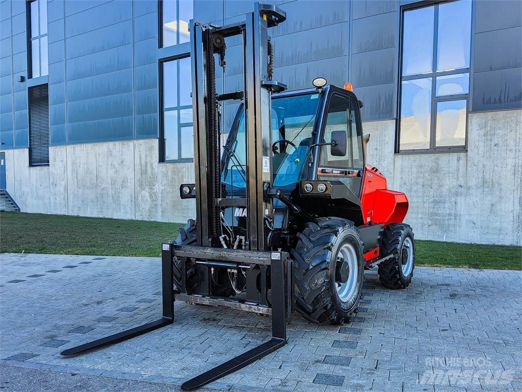 Manitou M 30-4 Elevatore per esterni
