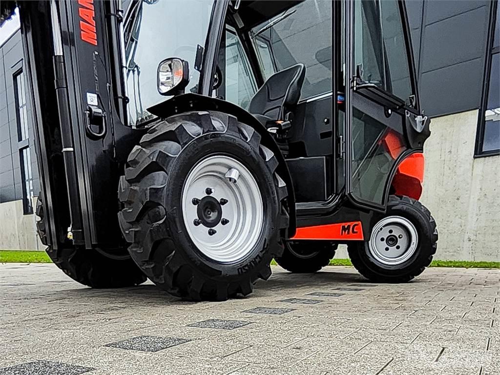 Manitou MC 25-4 Elevatore per esterni