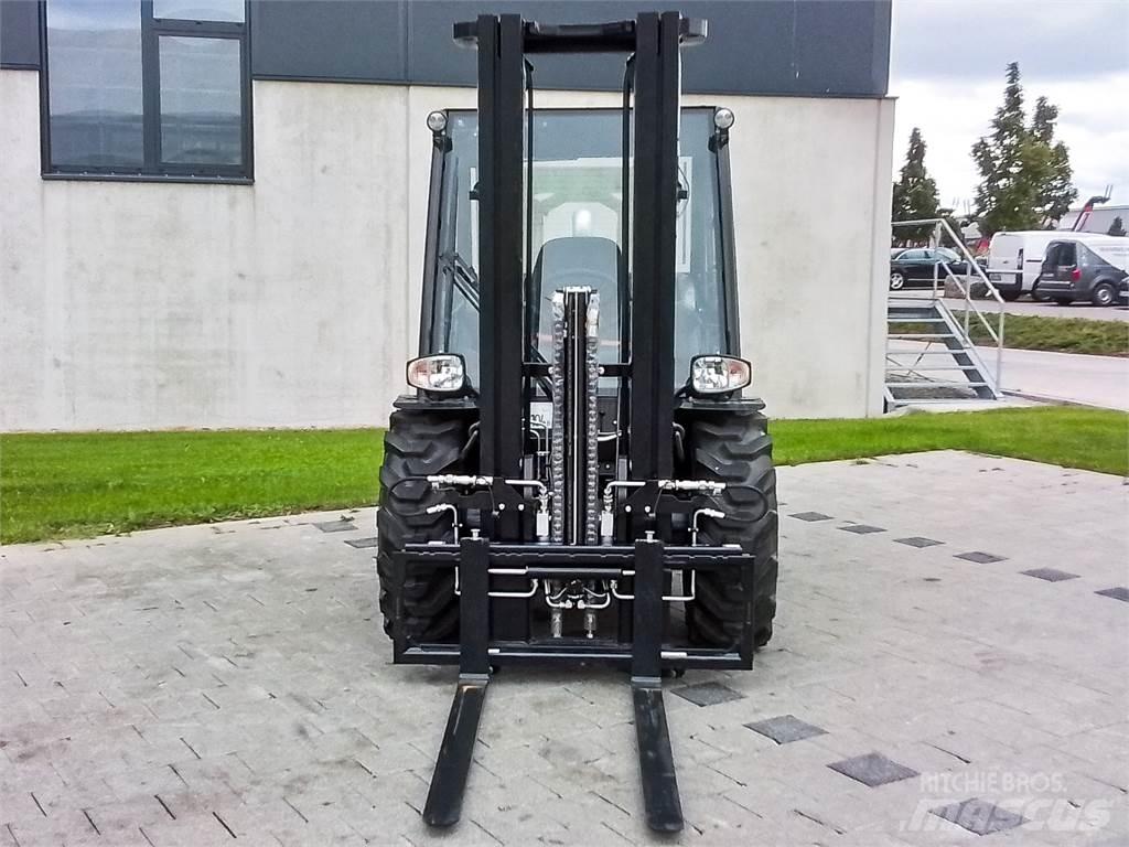Manitou MC 25-4 Elevatore per esterni