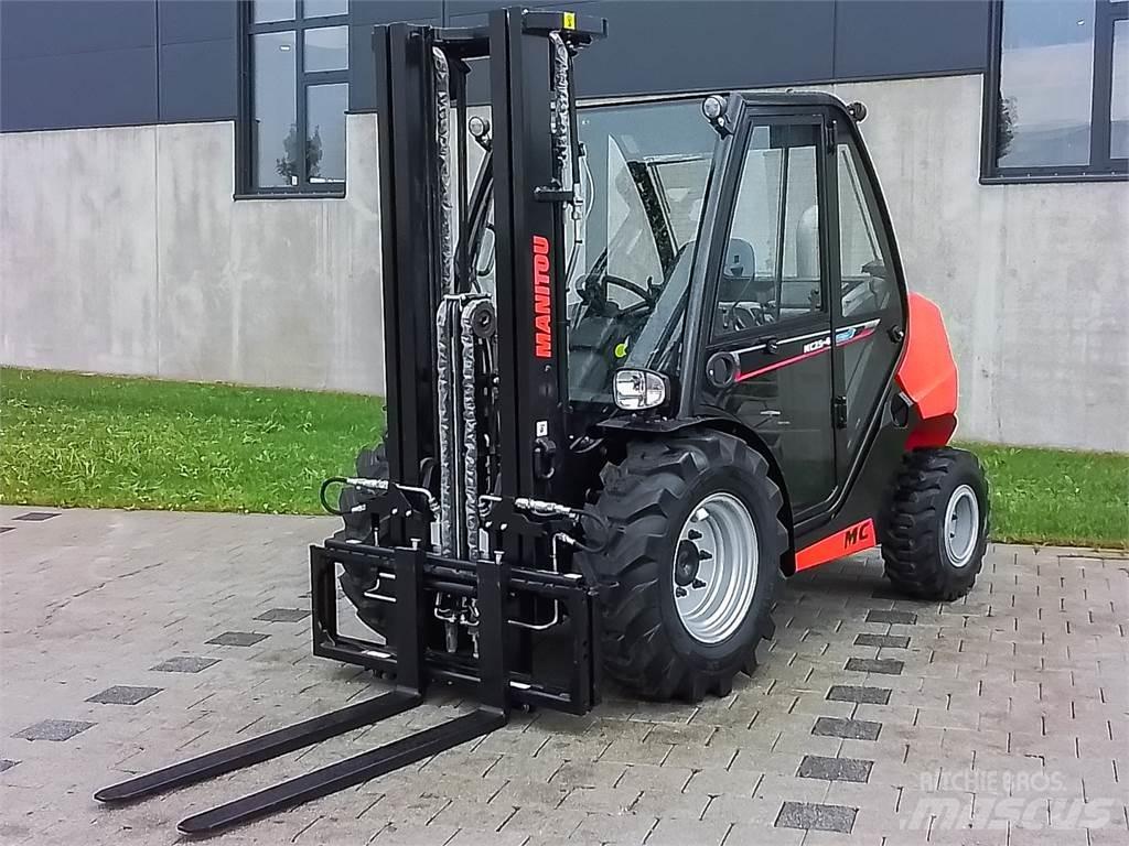 Manitou MC 25-4 Elevatore per esterni
