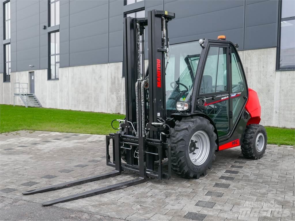 Manitou MC 30-4 Elevatore per esterni