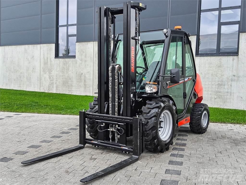 Manitou MC 30-4 Elevatore per esterni