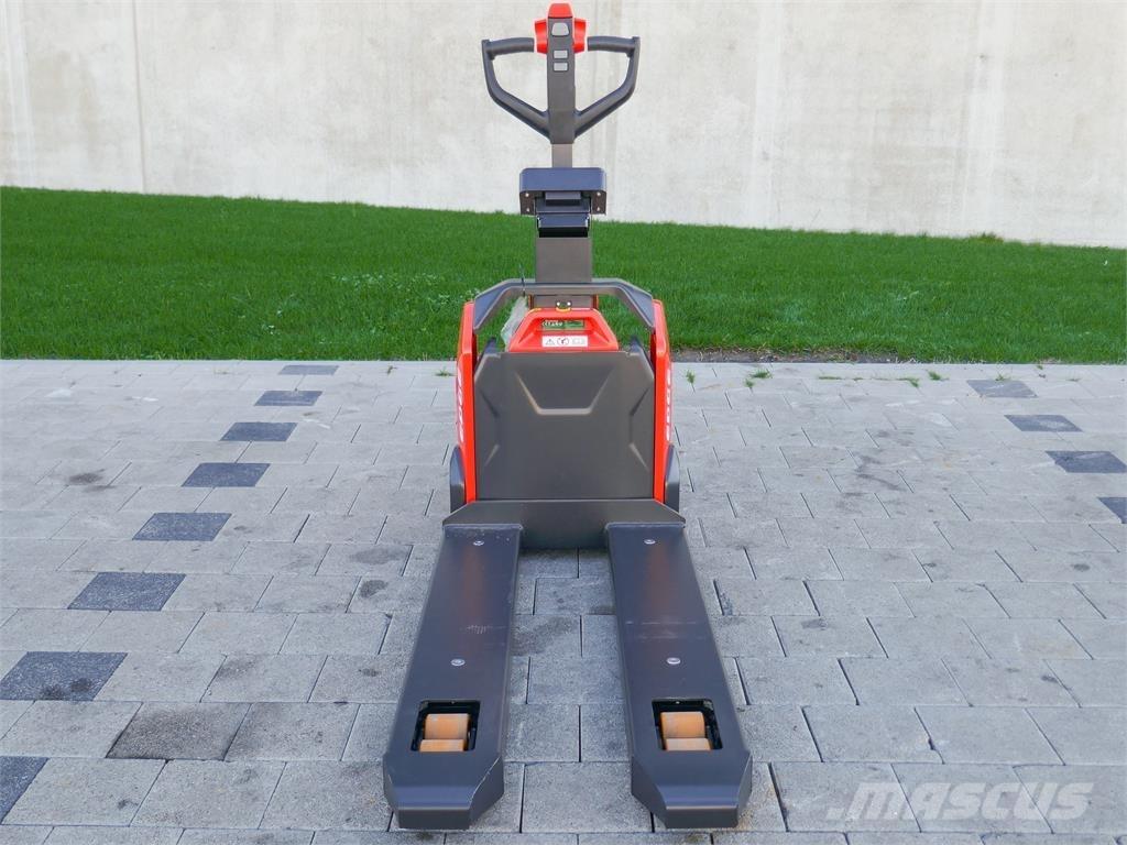 Noblelift PT E15N Transpallet uomo a terra