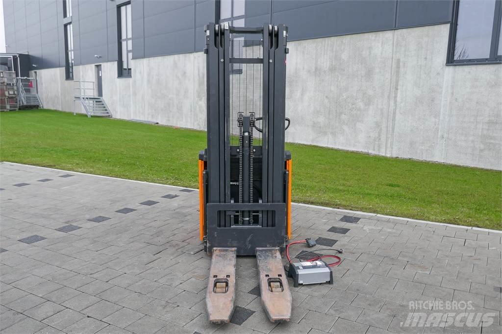 Still EGV 20 LB Transpallet uomo a terra