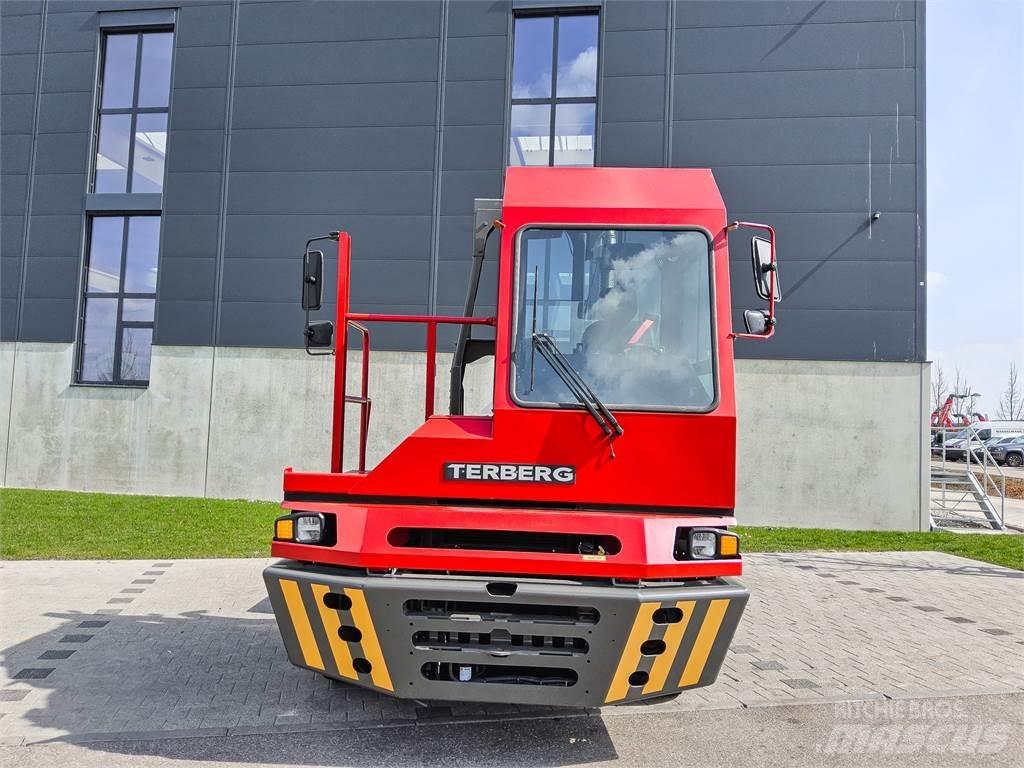 Terberg YT 220 Trattori portuali