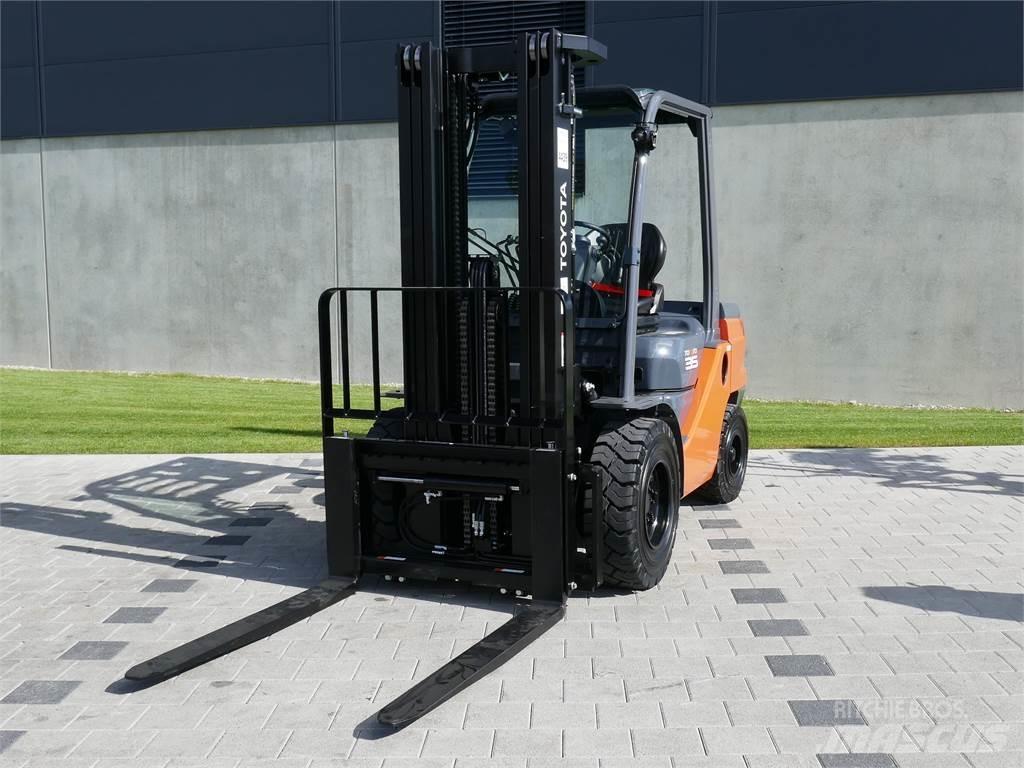 Toyota 52-8FDJF35 Carrelli elevatori diesel