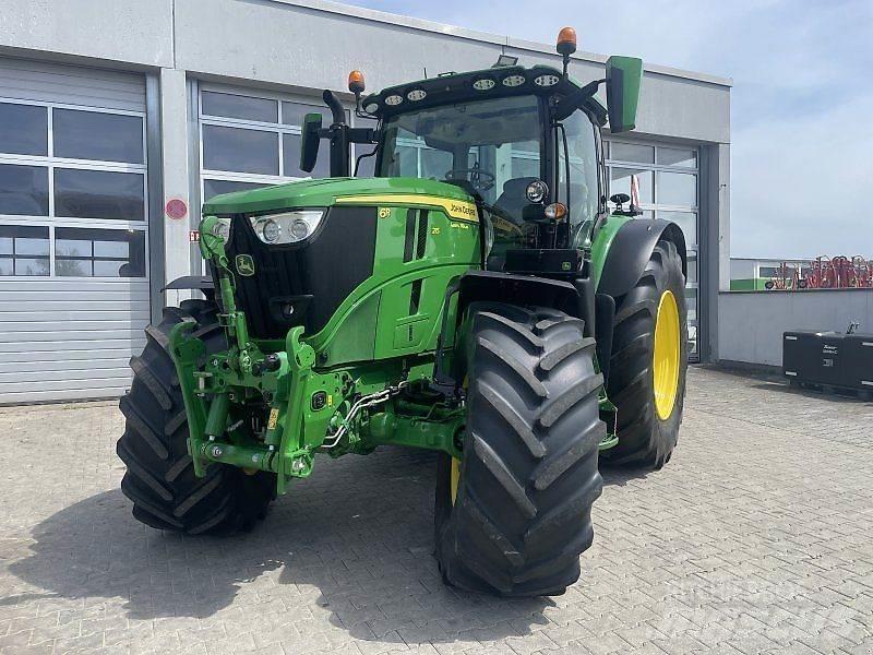 John Deere 6R 215 Trattori