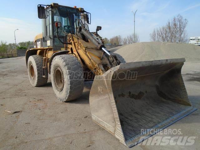 CAT 930 G Pale gommate