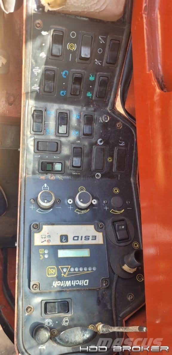 Ditch Witch JT4020 Mach 1 Macchina per perforazione orizzontale controllata