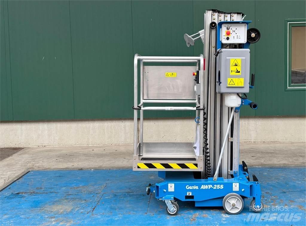 Genie AWP-25S AC Piattaforme cingolate, Piattaforme a ragno e Montacarichi