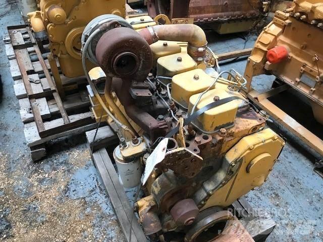 Komatsu S6D102 Motori