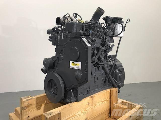 Komatsu SA4D102 Motori