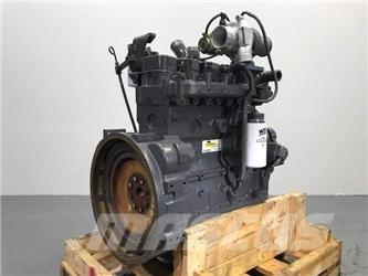 Komatsu SAA4D102E-2 Motori