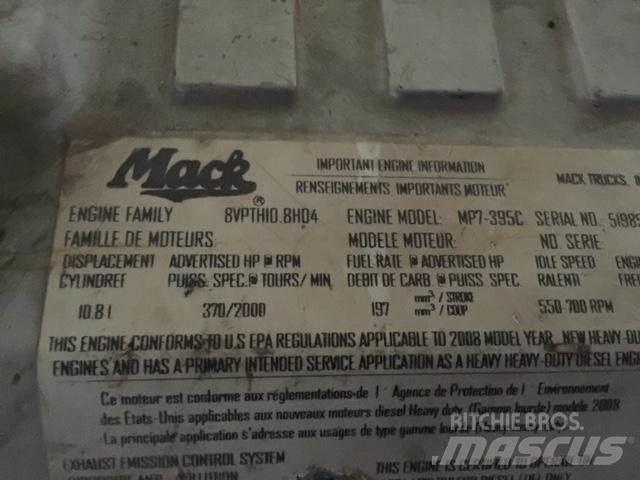 Mack MP7 Motori
