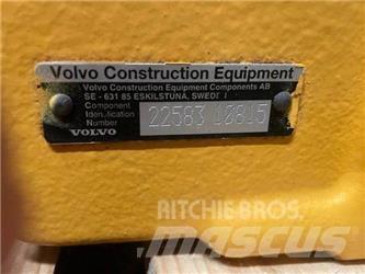 Volvo G990 Trasmissione