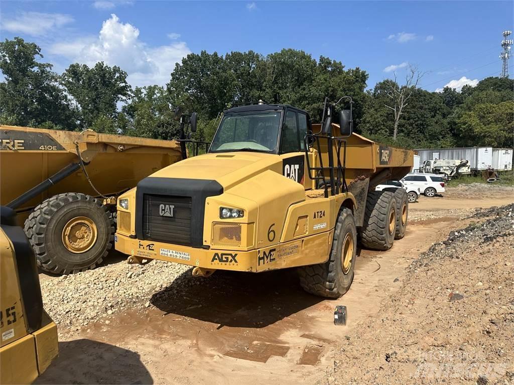 CAT 745C Dumpers articolati