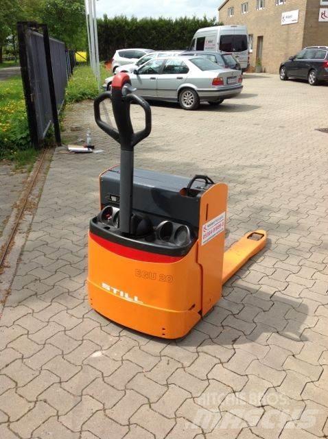 Still EGU 20 Transpallet manuale
