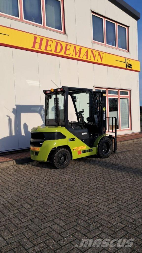 Clark S30D Carrelli elevatori diesel