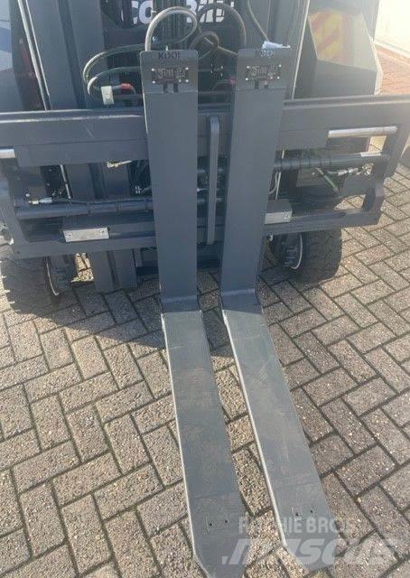 Combilift CBE 3000 Carico laterale