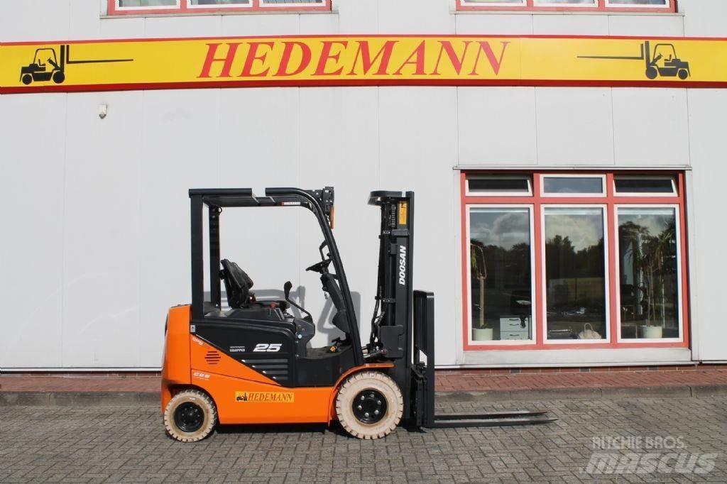 Doosan B25NS Carrelli elevatori elettrici