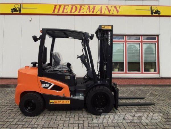 Doosan D35C-9 Carrelli elevatori diesel