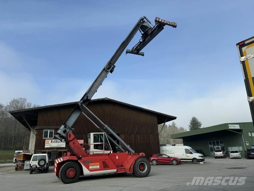 CVS Ferrari F158 Carrelli elevatori